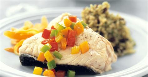 Steamed Fish with Salsa and Wild Rice recipe | Eat Smarter USA