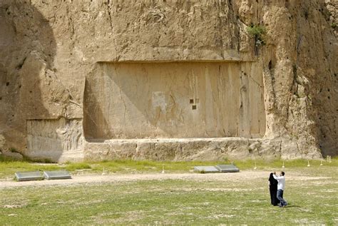 Iran Naqsh-e Rostam _DSC6250 | Iran, Prehistoric art, Tomb