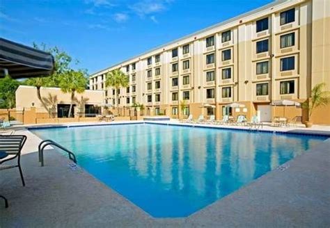 Courtyard by Marriott Gulfport Beachfront Gulfport (Mississippi) This oceanfront Gulfport hotel ...