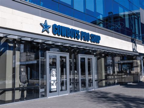 Dallas Cowboys Pro Shop - The Star District