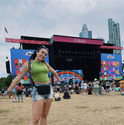 lollapalooza music festival in chicago, IL 2021 Lollapalooza Chicago, Lollapalooza Outfit, Stage ...