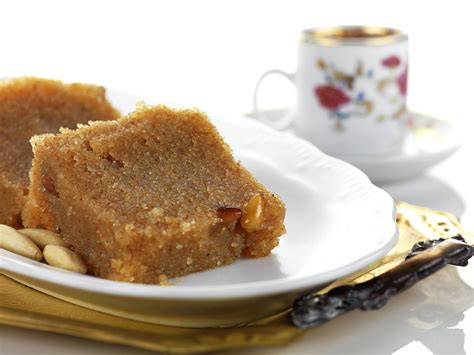 Greek Halva—Semolina Pudding With Nuts and Raisins Recipe