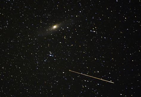 A Major Meteor Shower Will Be Visible in the U.S. Tonight! Here’s How ...