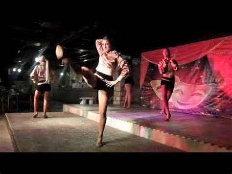 Livin la vida loca dance - YouTube