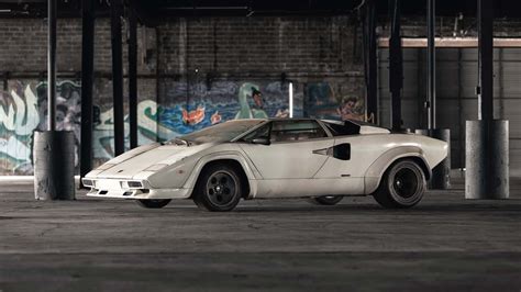 1982 Lamborghini Countach Uncovered After 20 Years Has Fascinating History