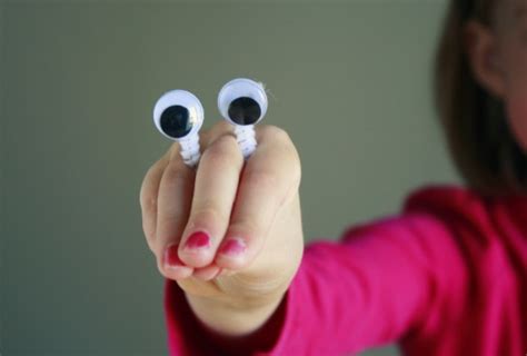 Eye-Popping Fun with a Googly Eye Finger Puppet - Make and Takes