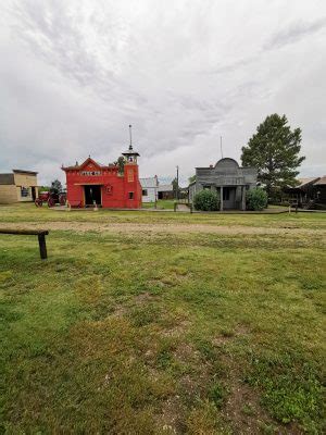 Trek America | Day 36&37: Mount Rushmore, Badlands & 1880s Town ...