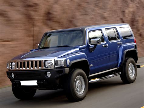 Hummer H3 Price, Review & Specs 2023 - NewCarBike