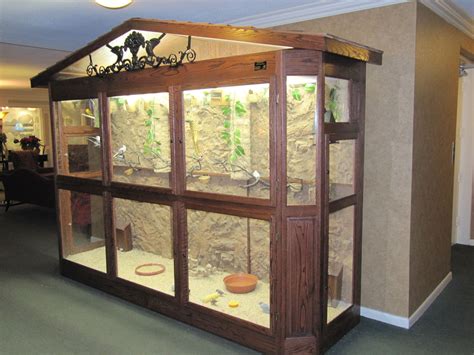 indoor aviary - Google Search | Diy bird cage, Large bird cages, Bird ...