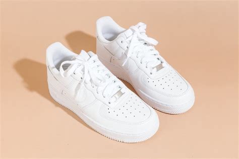 Best White Sneakers for Women & Men 2021 | Reviews by Wirecutter