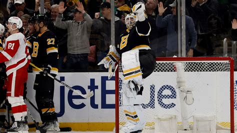 Linus Ullmark Made Special Equipment Change In Historic Bruins Win ...