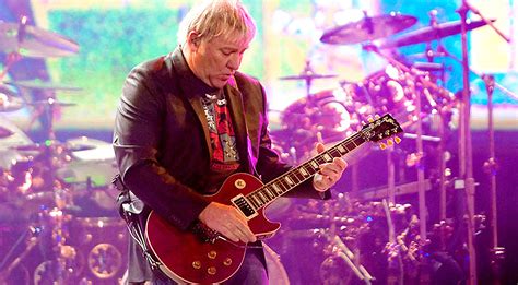 Rush's Alex Lifeson Reveals The Guitar Solo He's Most Proud Of, And It ...