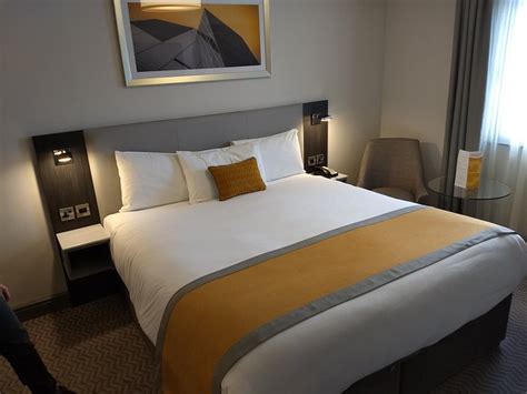 Maldron Hotel Pearse Street - UPDATED 2023 Prices, Reviews & Photos ...