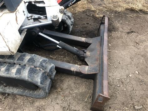 7129854 | Bobcat 325 Attachments, Excavator for Sale