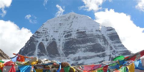 Kailash Mansarovar Yatra | Kailash Yatra from Nepal | Mansarovar Tour