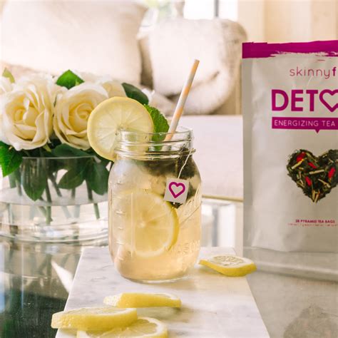 22 Of The Best Detox Tea Recipes That Fight Bloating & Boost Metabolism