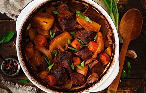 bœuf bourguignon bien tendre : Recette de bœuf bourguignon bien tendre - Marmiton