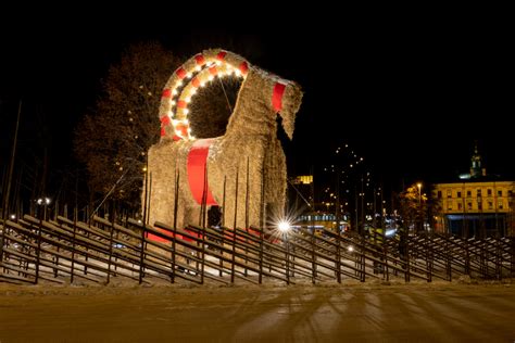 Gävlebocken i Gävle - Världens största julbock av halm