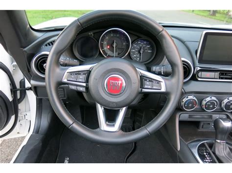 2020 FIAT 124 Spider: 86 Interior Photos | U.S. News