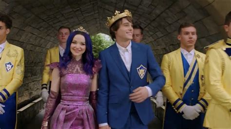 Ben and Mal Descendants 3 | Mal descendants, Disney descendants, Disney channel descendants