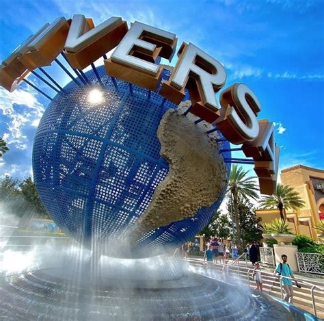 Universal Orlando's Grad Bash 2022 - Universal Parks Blog