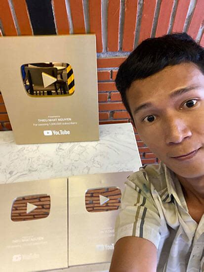 Lâm Vlog là ai?Tên thật, quê quán, bao nhiêu tuổi, tiểu sử vợ con - Hội ...