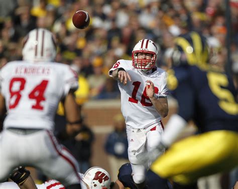 Rose Bowl 2011: 10 Things To Know About the Wisconsin Badgers | News, Scores, Highlights, Stats ...