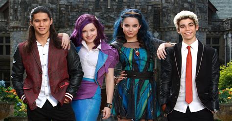 First look: 'Descendants,' villains' progeny