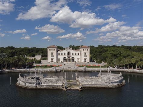 Vizacaya Museum & Gardens: Tips for Visiting Vizcaya in Miami