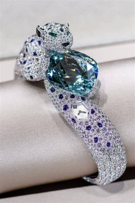 Cartier Presents One-of-a-Kind High Jewelry Exhibition at Its Historic New York Mansion | artnet ...