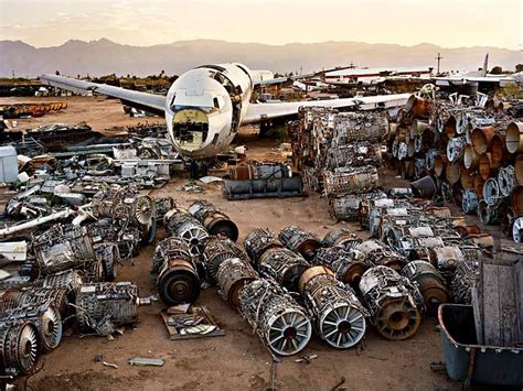 Edward Burtynsky: Photographing the landscape of oil | TED Talk