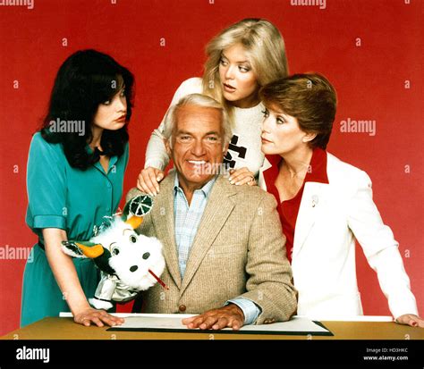 TOO CLOSE FOR COMFORT, Deborah Van Valkenburgh, Ted Knight, Lydia Cornell, Nancy Dussault, 1980 ...