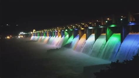 tungabhadra dam gates in nightview - YouTube