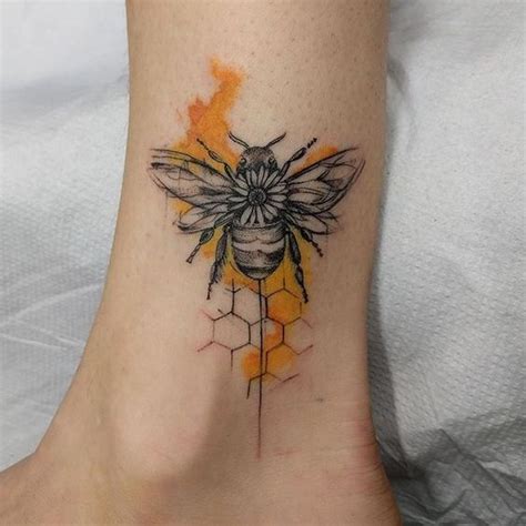 Pin by Jarku Tang on Tattoo | Bee tattoo design, Bee tattoo, Tattoos