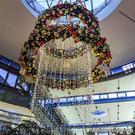 Shopping mall inside Christmas decorations | iChristmasLight