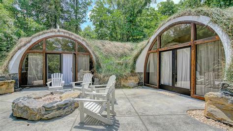 You Can Stay In A Dome-Shaped Tennessee Airbnb With A Grass Roof