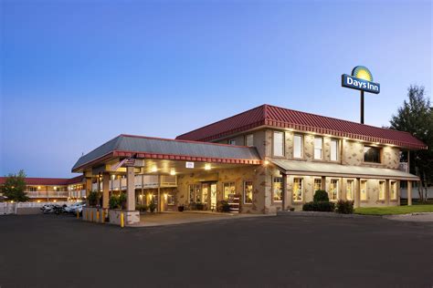 Days Inn by Wyndham Montrose | Montrose, CO Hotels