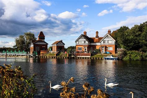 Staines and Runnymede Riverside Walk Stock Photo - Image of canal, tree ...