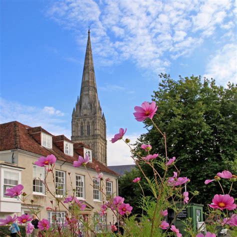 About Salisbury | Salisbury's Chequered History Guides