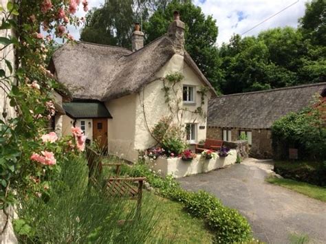 Three Pound Cottage, The Thatched Dartmoor Holiday Cottage - UPDATED 2022 - Holiday Home in ...