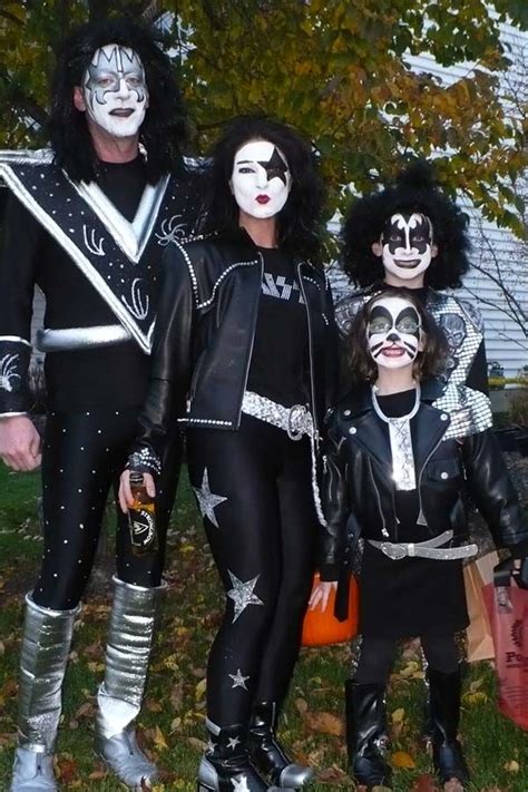 Kiss Costumes | Costume Pop | Kiss halloween costumes, Kiss costume ...