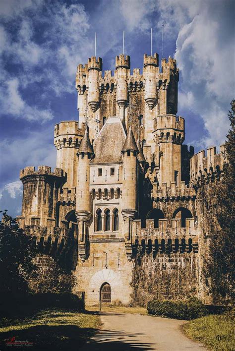 The 36 BEST Castles in Spain (with Photos, Maps & Practical Infos)