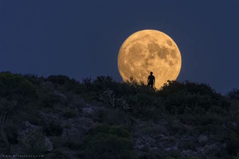 Full Moons In August 2