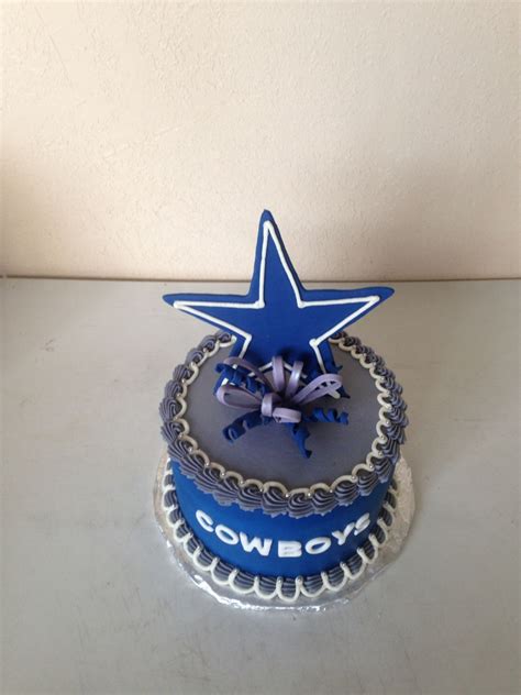 Small Dallas Cowboys Cake - CakeCentral.com