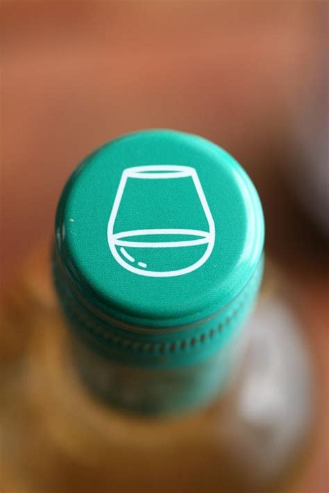 White Revolution - Screwcap | Wine packaging, Packaging, Creation