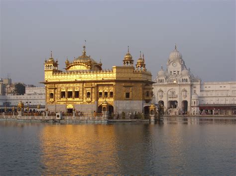 File:Amritsar Golden Temple 3.JPG