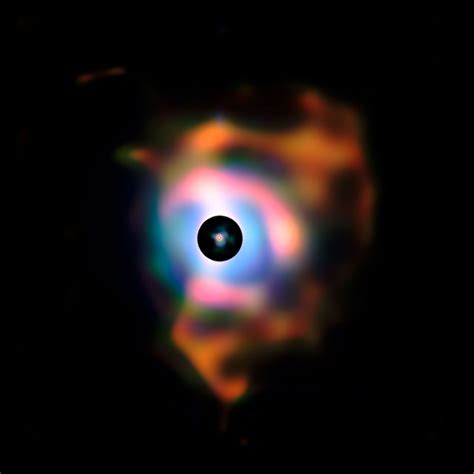 Supergiant Star's Rainbow Nebula Revealed | Space