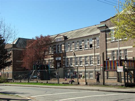 Bayview Elementary School - 1914 | 2251 Collingwood Street, … | Flickr