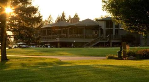 Par-3 Course at Boulder Country Club in Boulder