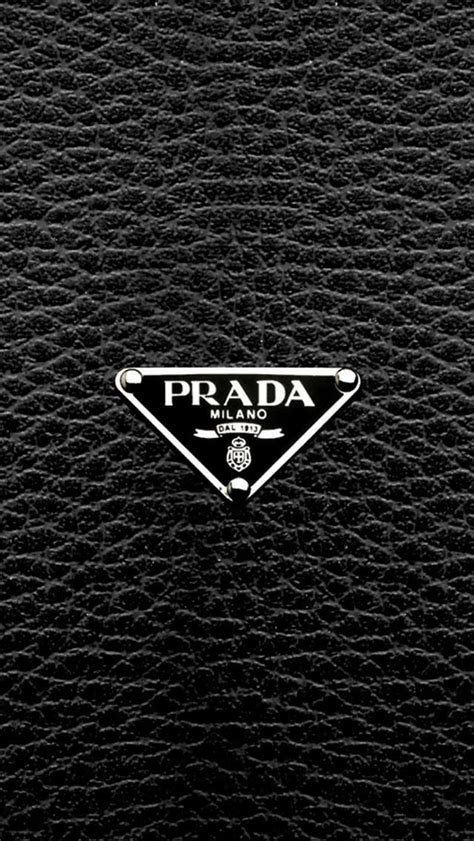 Prada Wallpaper | Libro de marca, Iphone fondos de pantalla, Diseños del fondo de pantalla